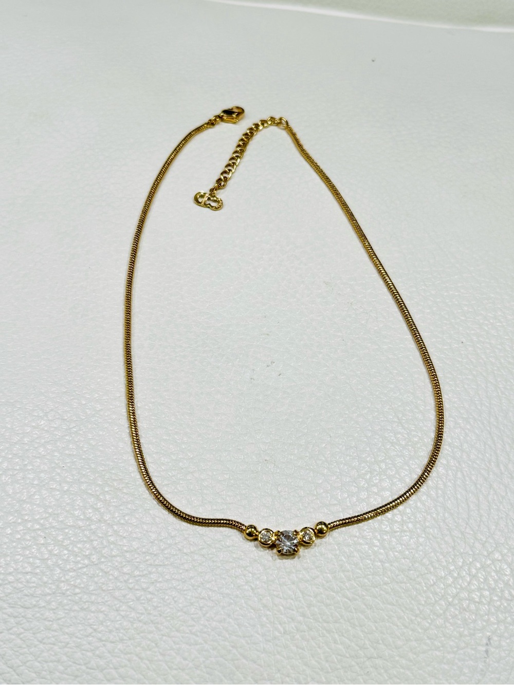 Christian Dior Gold-tone Crystal Accent vintage gold Necklace EUC - Picture 2 of 5
